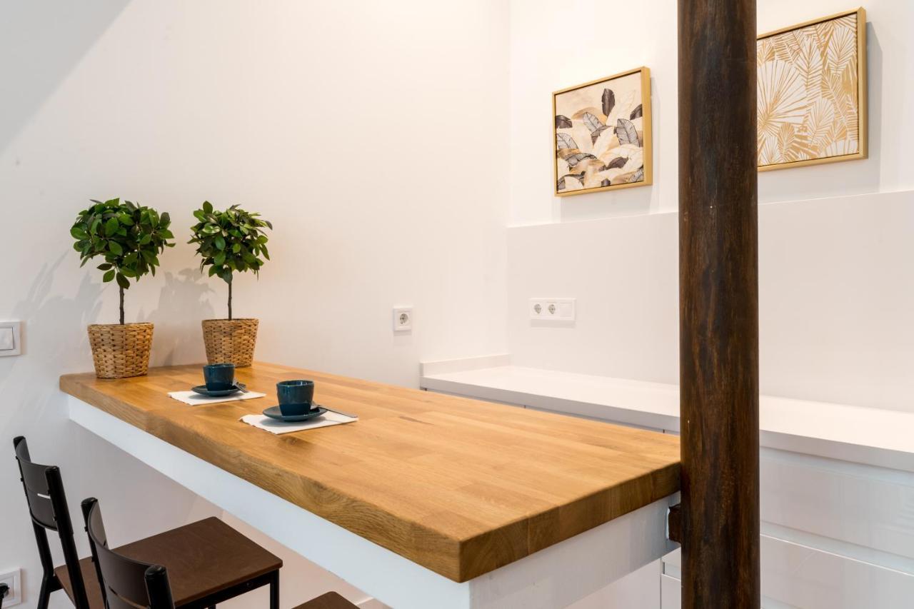 Puerta Real Home Apartment 1 Sevilla Kültér fotó